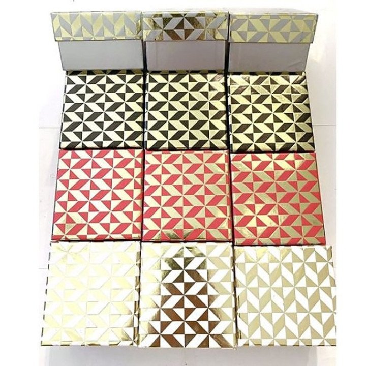 CAJA DE RELOJ 8.5*9 12/U NS